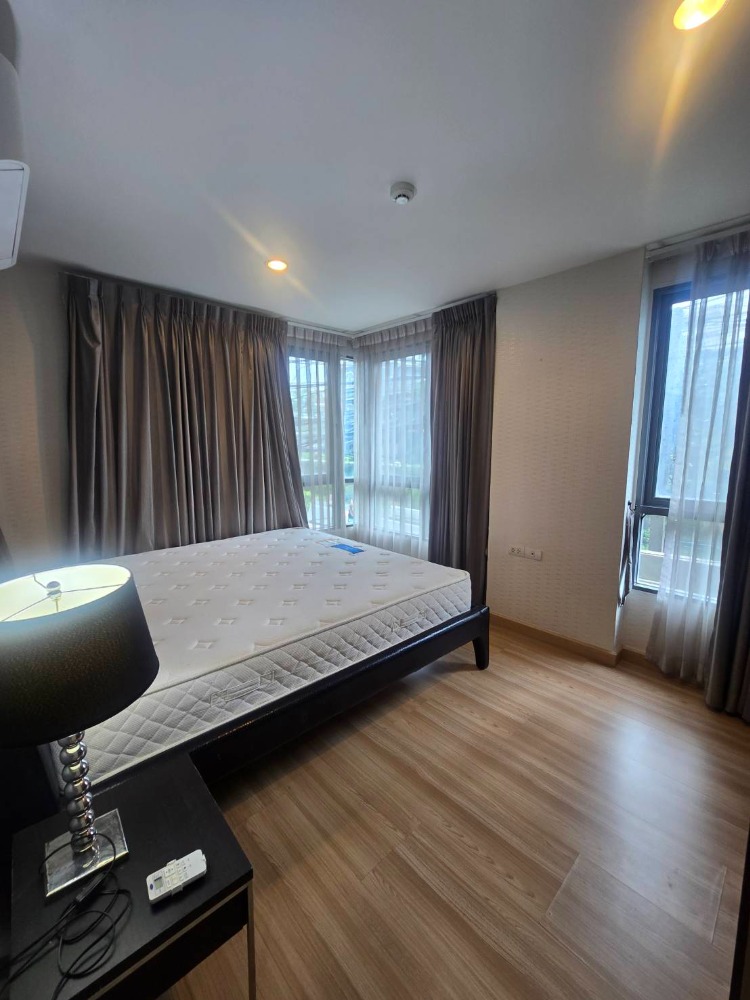 For RentCondoSukhumvit, Asoke, Thonglor : Near BTS Phrom Phong and MRT Asoke.