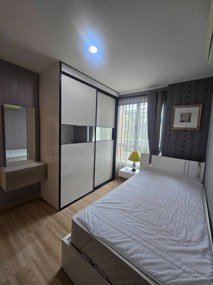 For RentCondoSukhumvit, Asoke, Thonglor : Near BTS Phrom Phong and MRT Asoke.