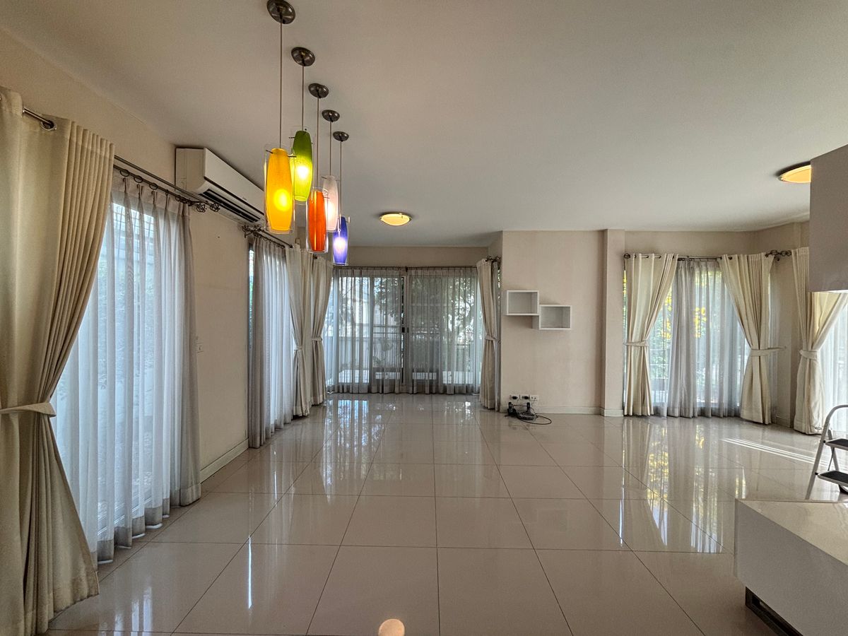 ขายบ้านลาดกระบัง สุวรรณภูมิ : ปรับราคา!! Life bangkok boulevard wongwaen-onnut บ้านเดี่ยวสุดยอดทำเลย่านบางนา วงแหวนอ่อนนุช