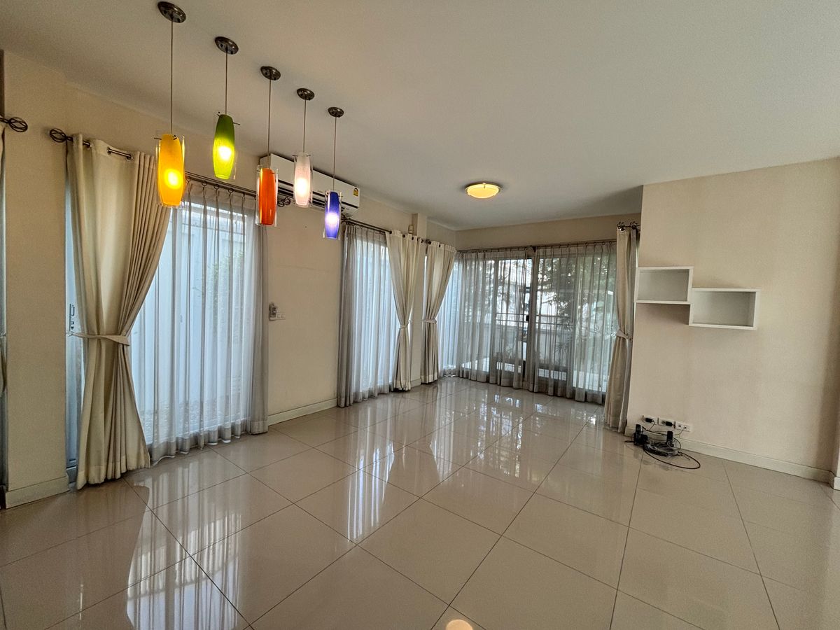 ขายบ้านลาดกระบัง สุวรรณภูมิ : ปรับราคา!! Life bangkok boulevard wongwaen-onnut บ้านเดี่ยวสุดยอดทำเลย่านบางนา วงแหวนอ่อนนุช