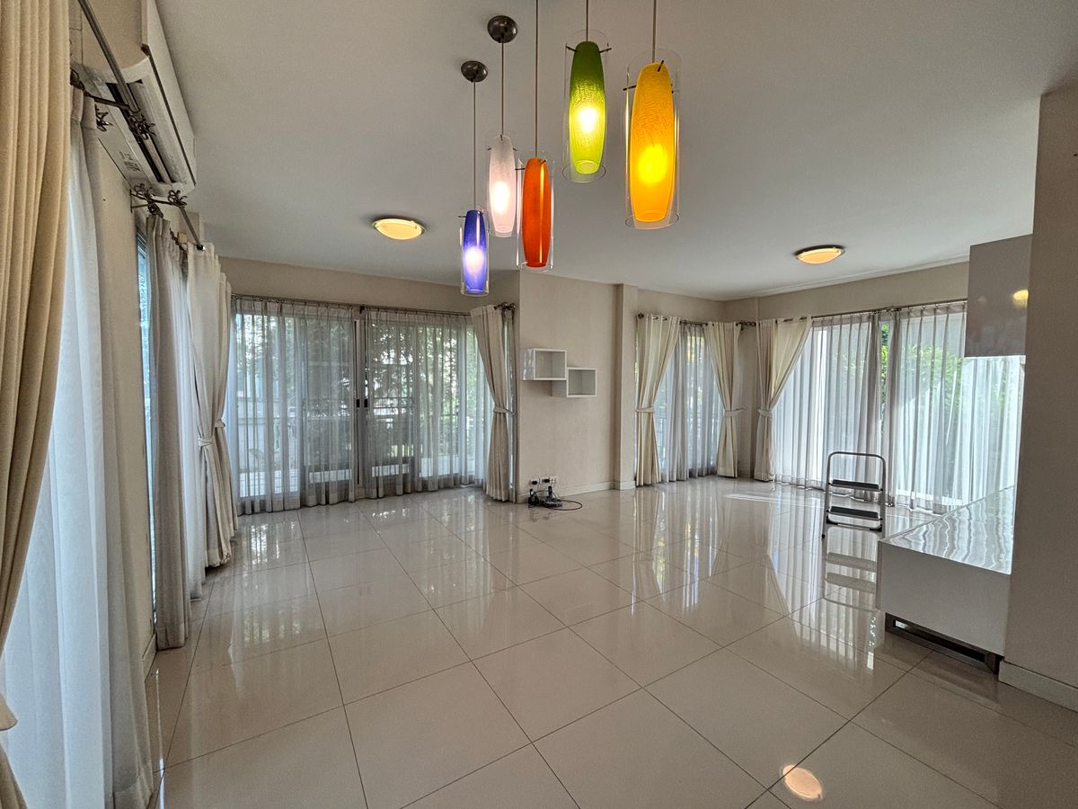 ขายบ้านลาดกระบัง สุวรรณภูมิ : ปรับราคา!! Life bangkok boulevard wongwaen-onnut บ้านเดี่ยวสุดยอดทำเลย่านบางนา วงแหวนอ่อนนุช