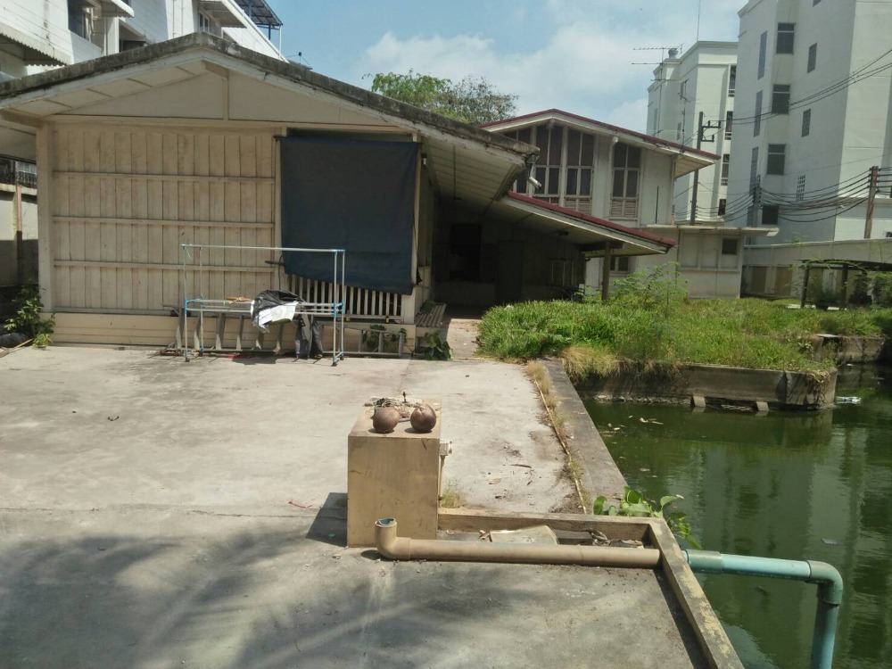 ขายที่ดินอ่อนนุช อุดมสุข : ขายที่ดินพร้อสิ่งปลูกสร้าง สุขุมวิท 69- สุขุมวิท 71