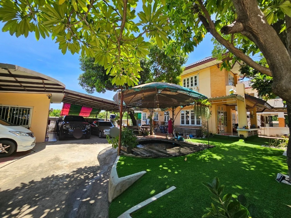 ขายบ้านเอกชัย บางบอน : ขาย บ้านเดี่ยว 2 หลัง 108.7 ตารางวา 5 ห้องนอน 3 ห้องน้ำ 5 ที่จอดรถ ถนนบางบอน 5 ซอย 7 ในหมู่บ้านภราดร แขวงบางบอนเหนือ เขตบางบอน กรุงเทพมหานคร