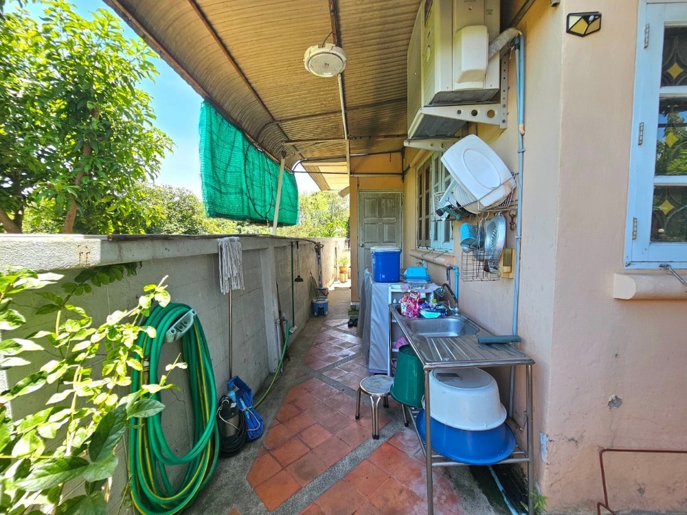 ขายบ้านเอกชัย บางบอน : ขาย บ้านเดี่ยว 2 หลัง 108.7 ตารางวา 5 ห้องนอน 3 ห้องน้ำ 5 ที่จอดรถ ถนนบางบอน 5 ซอย 7 ในหมู่บ้านภราดร แขวงบางบอนเหนือ เขตบางบอน กรุงเทพมหานคร