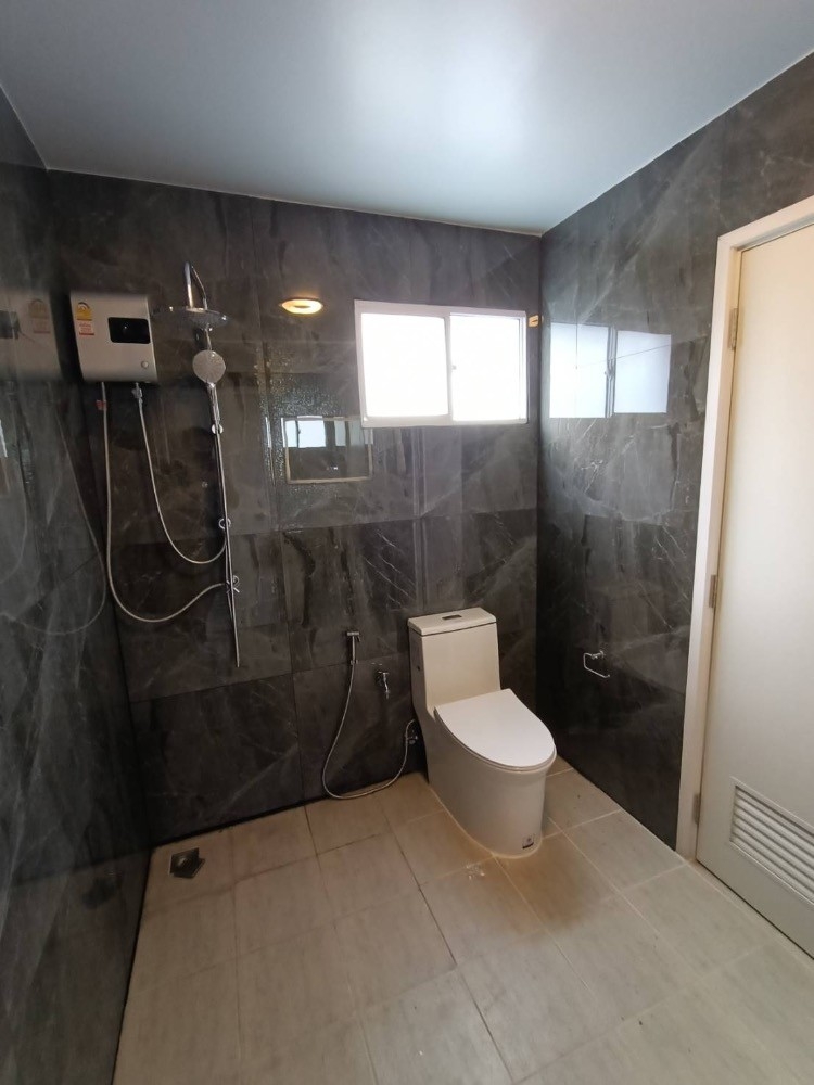 For SaleTownhomePattanakan, Srinakarin : 2-story townhouse for sale, Willette Light Pattanakarn 38, corner unit, fully furnished, ready to move in (N.1026)