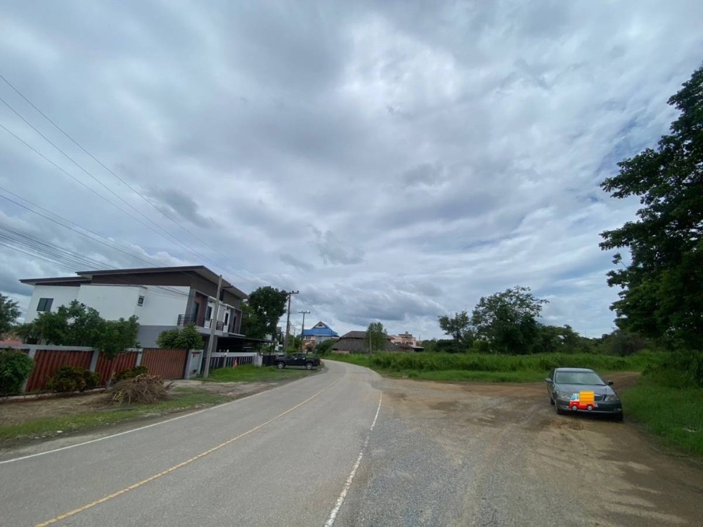 For SaleLandChiang Mai : Land for sale, near Ring Road 3, 4 lanes, Ton Pao Subdistrict, San Kamphaeng District, Chiang Mai Province, area 0-1-74 rai