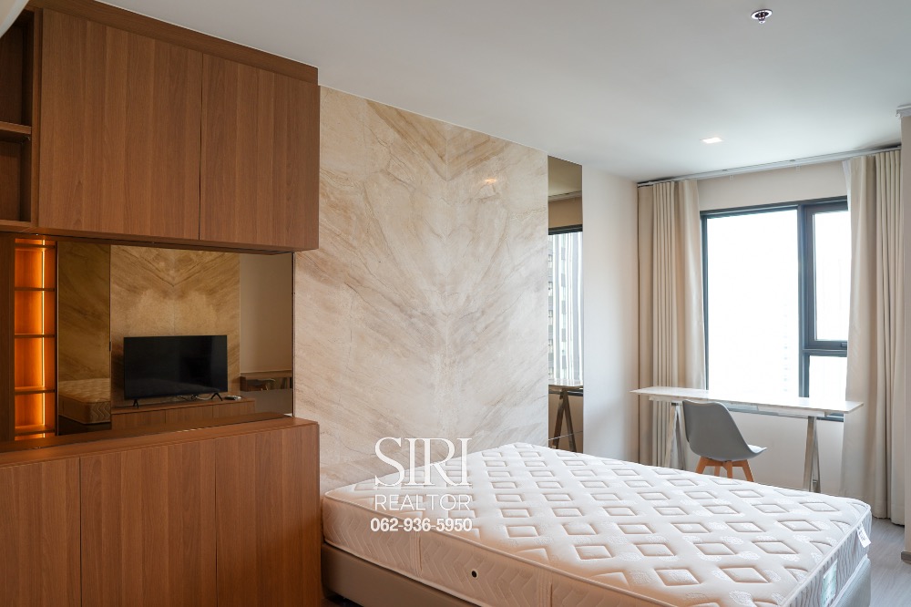 For SaleCondoLadprao, Central Ladprao : Life Ladprao, Building A, 40th floor, East side, Sale with tenant, Beautiful decoration