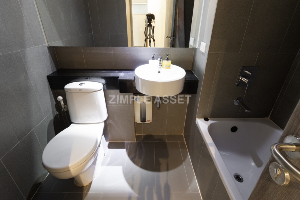 For RentSathorn, Narathiwat : Line @zimple_asset Serviced Apartment in Sathorn Full Furnished,300 m from BRT Arkhan Songkhro,1km from BTS Chong Nonsi