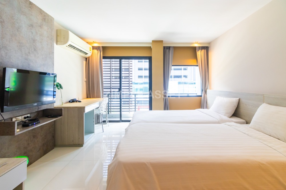 For RentSathorn, Narathiwat : Line @zimple_asset Serviced Apartment in Sathorn Full Furnished,300 m from BRT Arkhan Songkhro,1km from BTS Chong Nonsi