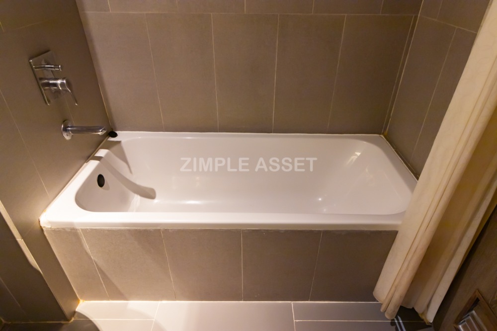 For RentSathorn, Narathiwat : Line @zimple_asset Serviced Apartment in Sathorn Full Furnished,300 m from BRT Arkhan Songkhro,1km from BTS Chong Nonsi