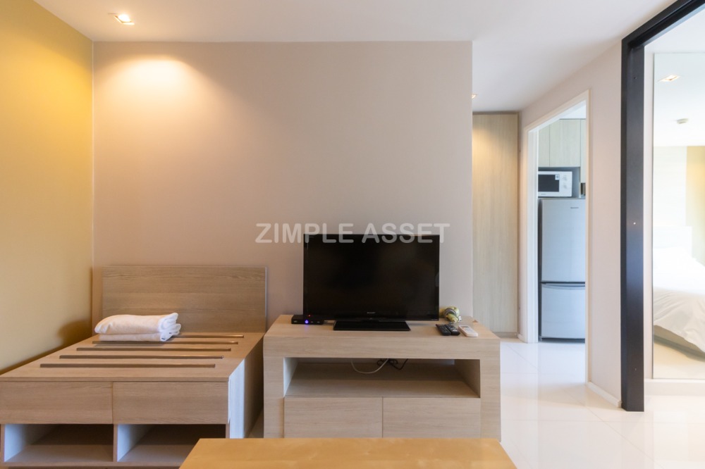 For RentSathorn, Narathiwat : Line @zimple_asset Serviced Apartment in Sathorn Full Furnished,300 m from BRT Arkhan Songkhro,1km from BTS Chong Nonsi