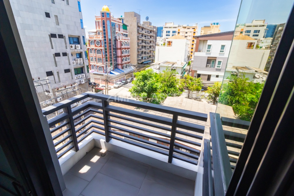 For RentSathorn, Narathiwat : Line @zimple_asset Serviced Apartment in Sathorn Full Furnished,300 m from BRT Arkhan Songkhro,1km from BTS Chong Nonsi