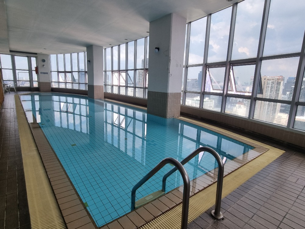 ขายคอนโดสาทร นราธิวาส : ✨ โอกาสทอง! เป็นเจ้าของยูนิตพิเศษ 4 ห้องนอน ใจกลางสาทร – Sathorn House ราคาดีที่สุด! ✨