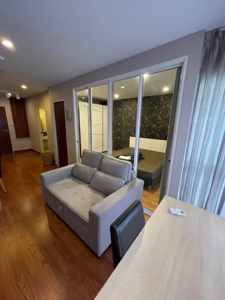 For RentCondoWongwianyai, Charoennakor : OMG2836  < Available 5-Jul-25 > Nice 1 Bedroom - Cheap RENT  [ Tourmaline Gold ]  BTS Krungthon Buri