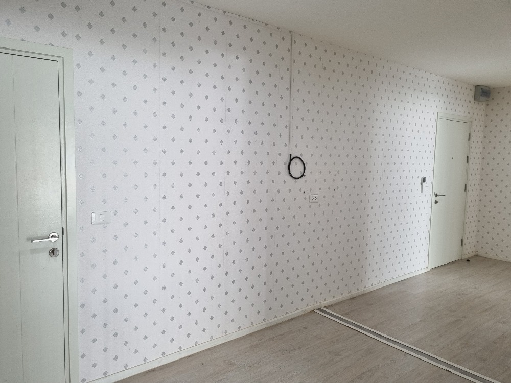 For RentCondoThaphra, Talat Phlu, Wutthakat : Aspire Sathorn - Tha Phra【𝐒𝐄𝐋𝐋 & 𝐑𝐄𝐍𝐓】🔥Large room, 2 bedrooms, 2 bathrooms, Thonburi area, near BTS Talat Phlu Ready to move in 🔥 Line Id: @hacondo