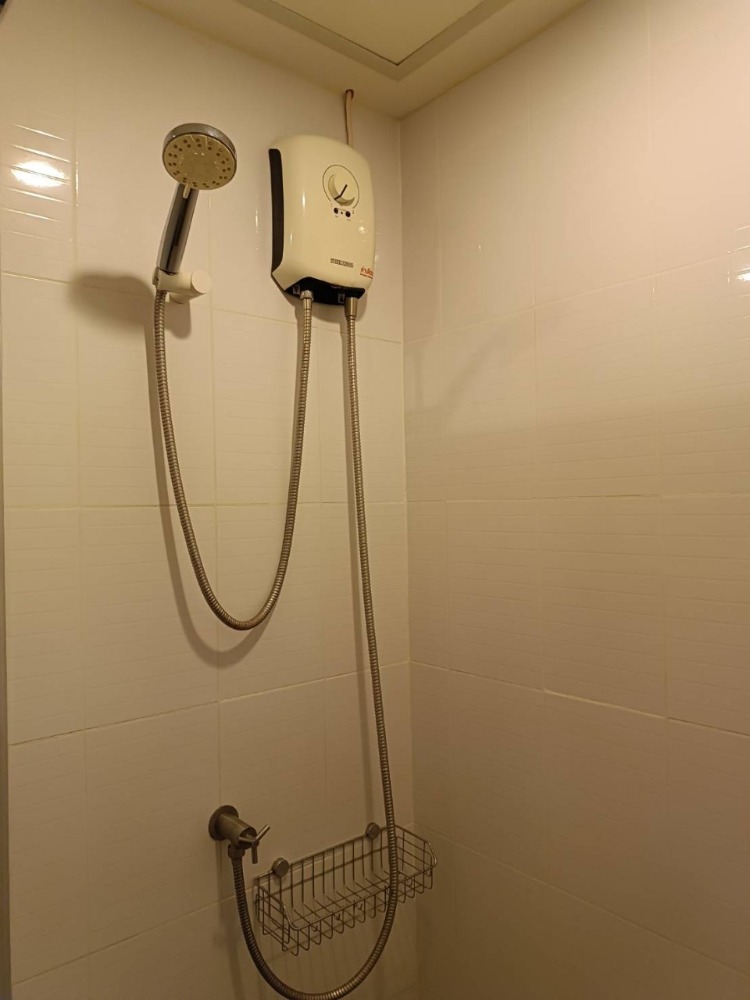 ขายคอนโดลาดพร้าว เซ็นทรัลลาดพร้าว : S-UVP109 ขาย คอนโด ยู-วิภา ลาดพร้าว ชั้น 2 ตึกA ทิศเหนือ 31 ตรม. 1นอน 1น้ำ ราคา 2.45 ล้าน 064-959-8900