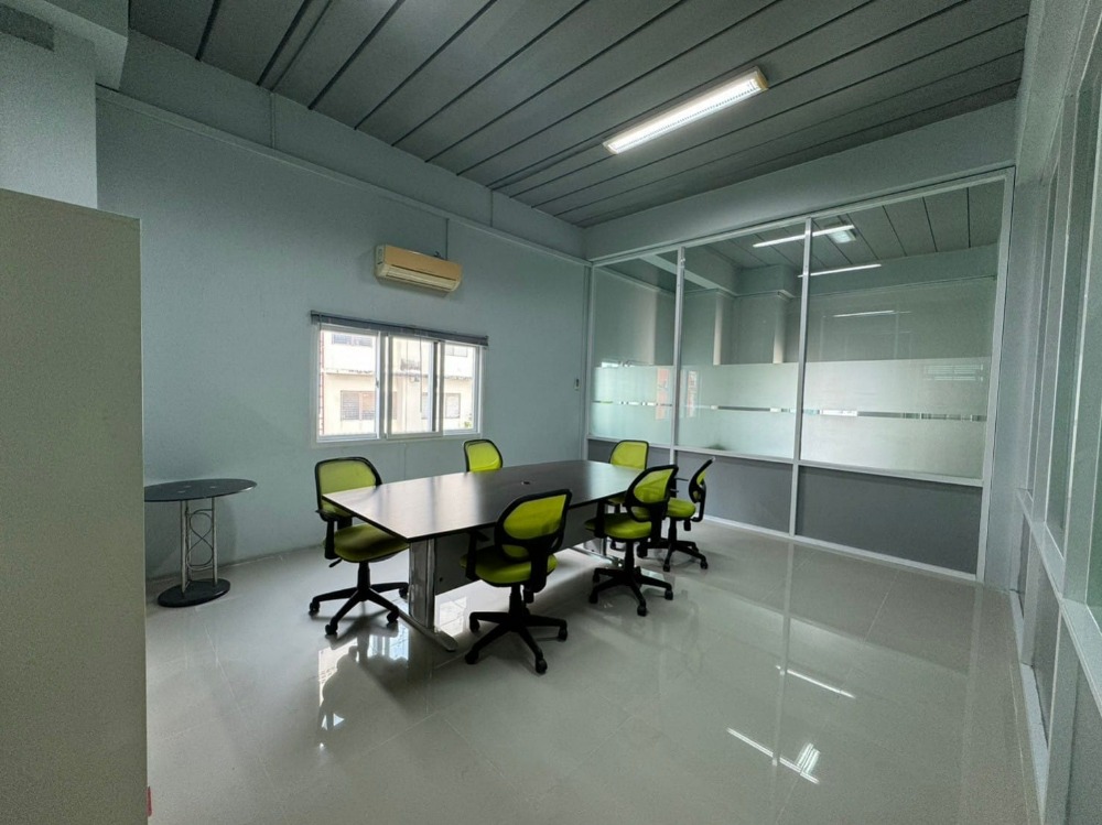 ขายโฮมออฟฟิศพัทยา บางแสน ชลบุรี สัตหีบ : ขาย โฮมออฟฟิต 3 ชั้น ใจกลางอมตะนคร ชลบุรี เนื้อที่ 105 ตร.วา พื้นที่ใช้สอย 675 ตร.เมตร ตกแต่งพร้อม ราคา 27 ลบ. *