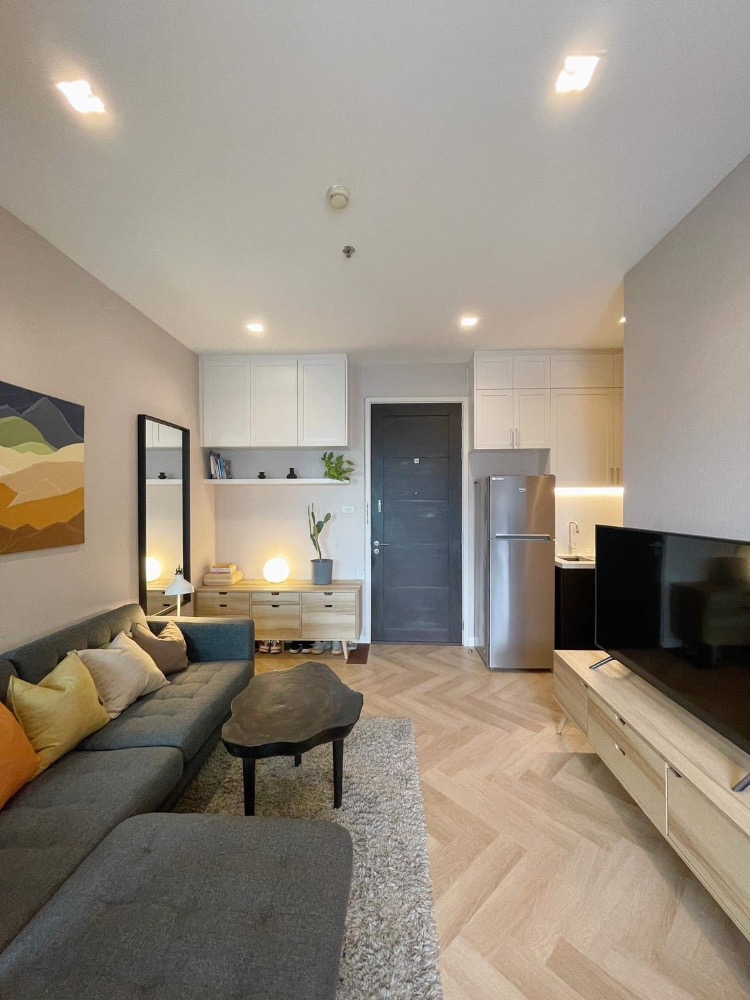 For RentCondoSathorn, Narathiwat : For rent ✨ Ivy Sathorn 10 ✨ complete furniture and electrical appliances. The entire room was newly renovated. Fully furnished, ready to move in