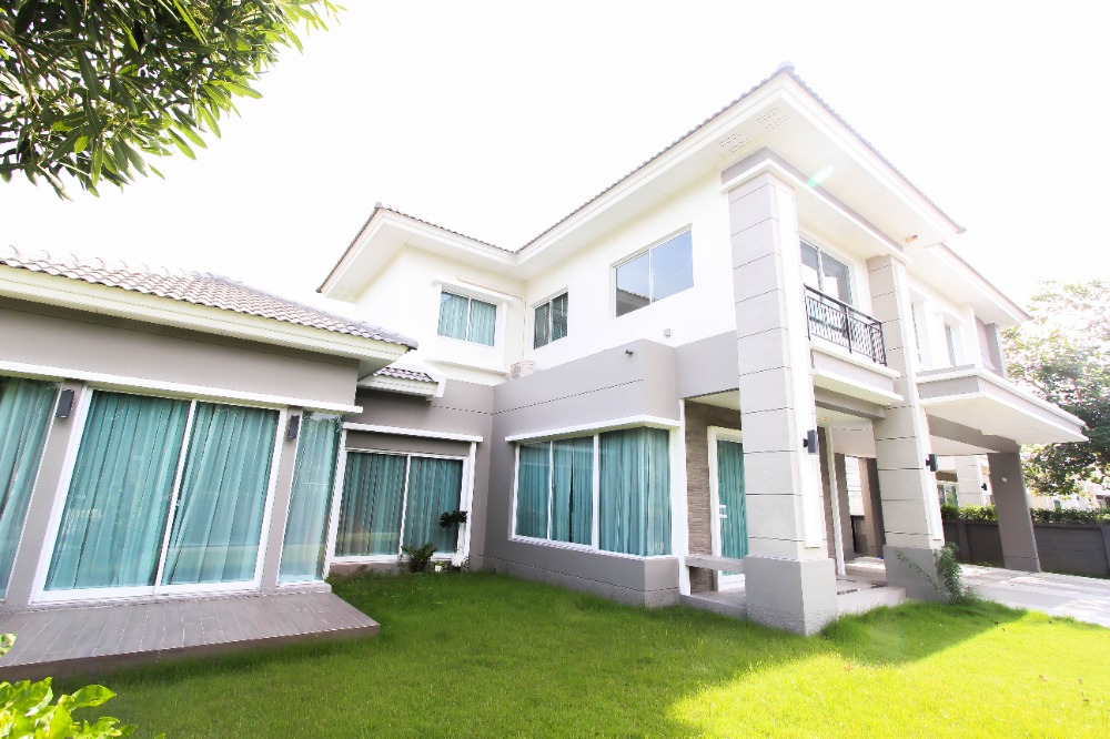 ขายบ้านพระราม 5 ราชพฤกษ์ บางกรวย : ขาย บ้านเดี่ยว 2 ชั้น โครงการ Casa Premium Ratchapruek-Chaengwattana  4 ห้องนอน 5 ห้องน้ำ 93.2 ตร.ว