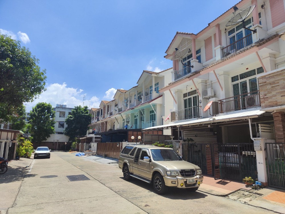 For SaleTownhomeRama3 (Riverside),Satupadit : Townhome for sale Baan Aroonpat Village (Baan Arunpat)