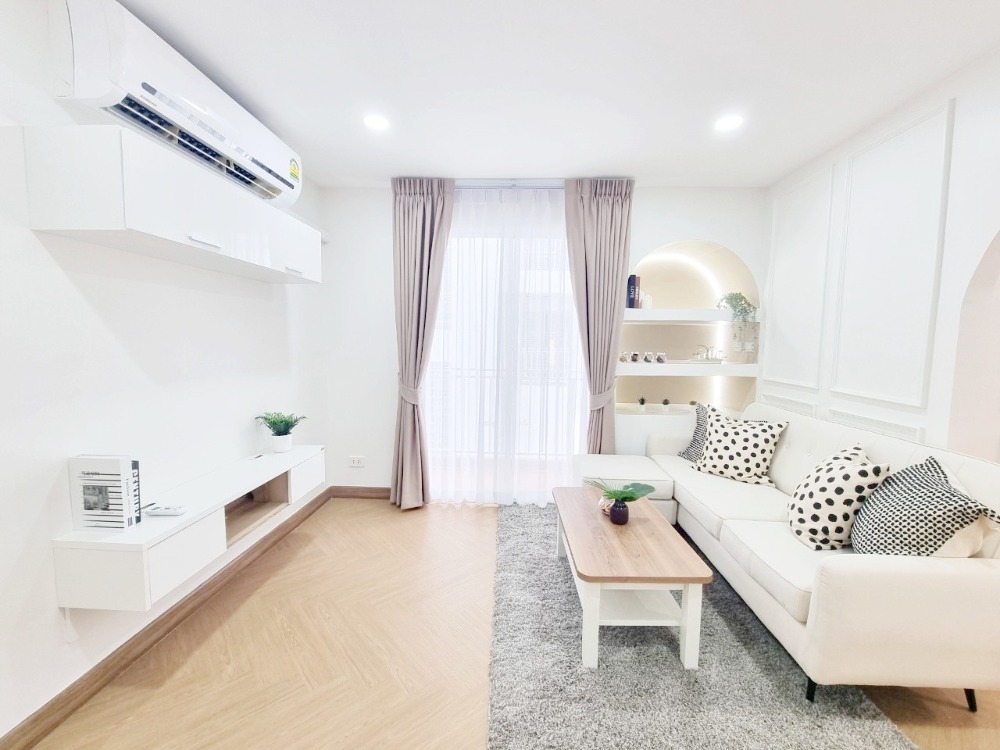 For SaleCondoBang Sue, Wong Sawang, Tao Pun : Condo, 2 bedrooms, 2 bathrooms, homey feel, very homey, a little over two million, big, fully furnished, fully furnished.