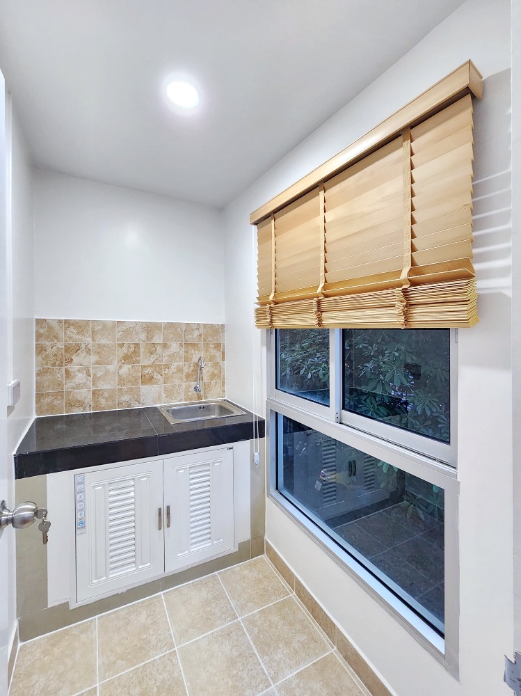 ขายคอนโดบางซื่อ วงศ์สว่าง เตาปูน : คอนโดล้านนิด ๆ จัดใหญ่ จัดเต็ม เฟอร์นิเจอร์ ล้านนิด ๆ ขนาด 31 ตร.ม. ผ่อน 4,xxxบาท