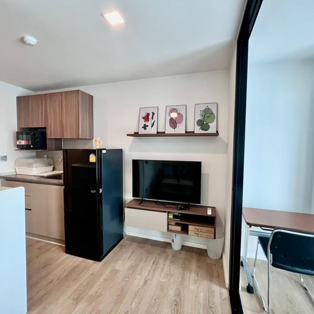 ขายคอนโดปทุมธานี รังสิต ธรรมศาสตร์ : #OwnerPost (มีหลายห้องมีทั้งแบบพร้อมผู้เช่าและไม่ติดผู้เช่าทักสอบถามได้ตลอดค่ะ)#ห้องสวย #พร้อมผู้เช่า#คอนโดหรูติดมหาวิทยาลัยกรุงเทพ #มหาวิทยาลัยกรุงเทพ #กรุงเทพ #BangkokUniversity #bangkok#เคฟทาวน์ชิฟ #KaveTownShift #คอนโดติดมอกรุงเทพขาย2.39ลบ. 