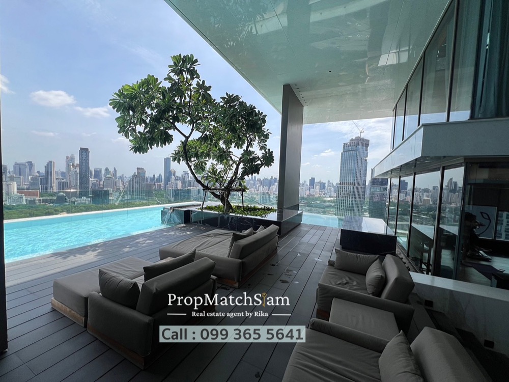 For SaleCondoSilom, Saladaeng, Bangrak : Saladaeng One This stunning duplex condo is move-in ready