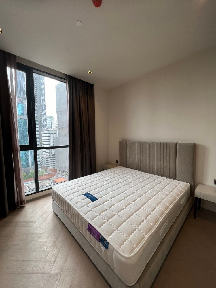 For RentCondoSathorn, Narathiwat : For rent ✨ The Reserve Sathorn ✨ furniture, complete electrical appliances. Ready to move in, near BTS Chong Nonsi.