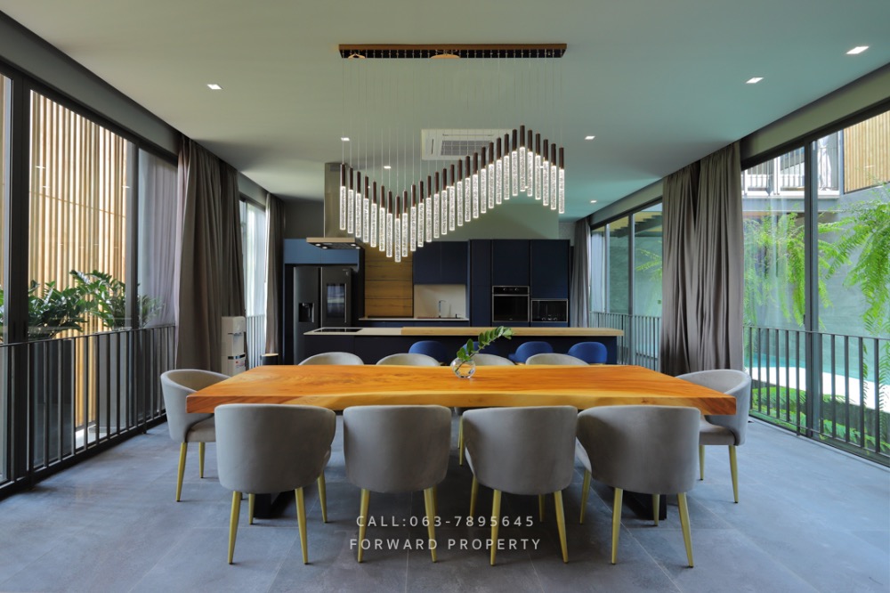 ขายบ้านบางนา แบริ่ง ลาซาล : ขายบ้านเดี่ยว   Modern & Super Luxury  สูง 3 ชั้น ติดMEGA BANGNA  96.3 ตารางวา 650 ตารางเมตร ราคา  79 ล้านบาท