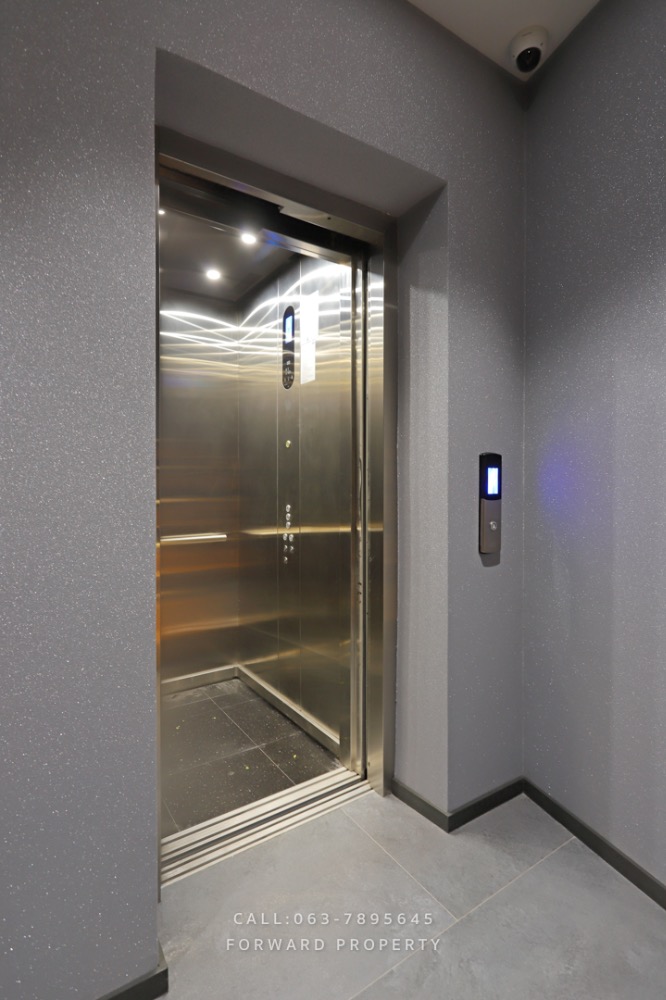 ขายบ้านบางนา แบริ่ง ลาซาล : ขายบ้านเดี่ยว   Modern & Super Luxury  สูง 3 ชั้น ติดMEGA BANGNA  96.3 ตารางวา 650 ตารางเมตร ราคา  79 ล้านบาท