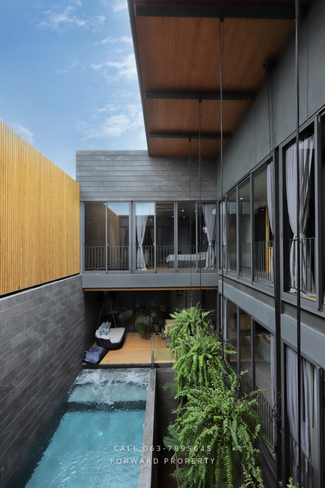 ขายบ้านบางนา แบริ่ง ลาซาล : ขายบ้านเดี่ยว   Modern & Super Luxury  สูง 3 ชั้น ติดMEGA BANGNA  96.3 ตารางวา 650 ตารางเมตร ราคา  79 ล้านบาท