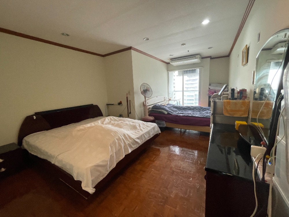 ขายคอนโดสีลม ศาลาแดง บางรัก : Silom Suite Room for Sell (BTS Saint Louise)
