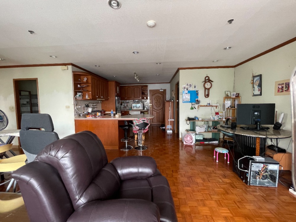 ขายคอนโดสีลม ศาลาแดง บางรัก : Silom Suite Room for Sell (BTS Saint Louise)