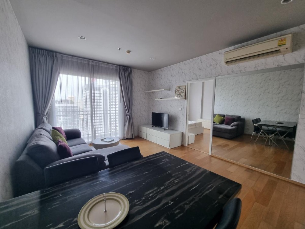 For RentCondoWongwianyai, Charoennakor : For rent 🔥 Hive Sathorn 🔥 furniture, complete electrical appliances, near BTS Krung Thonburi 35 m.