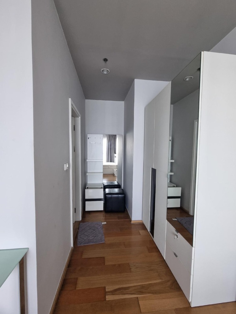 For RentCondoWongwianyai, Charoennakor : For rent 🔥 Hive Sathorn 🔥 furniture, complete electrical appliances, near BTS Krung Thonburi 35 m.