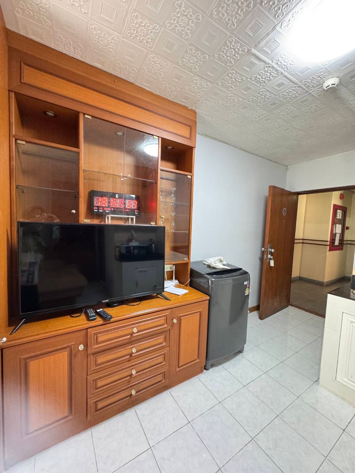 For RentCondoRama3 (Riverside),Satupadit : For urgent rent, free WiFi - Condo SV City Tower 1, 18th floor (30 sq m.) **Ask someone ready to move in*“