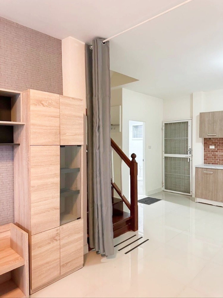 For SaleHouseVipawadee, Don Mueang, Lak Si : Townhome for sale, Lio Nov, Don Mueang-Chaengwattana, 2 floors, 17.1 sqw., 3 bedrooms, 2 bathrooms, with extension..