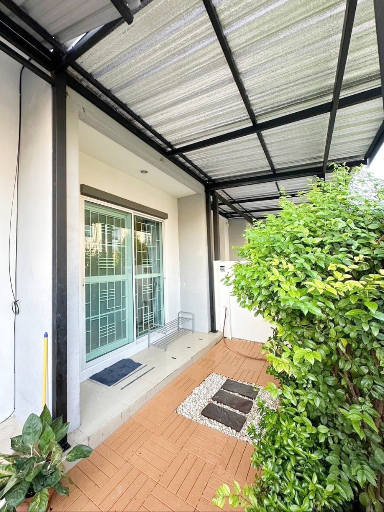 For SaleHouseVipawadee, Don Mueang, Lak Si : Townhome for sale, Lio Nov, Don Mueang-Chaengwattana, 2 floors, 17.1 sqw., 3 bedrooms, 2 bathrooms, with extension..