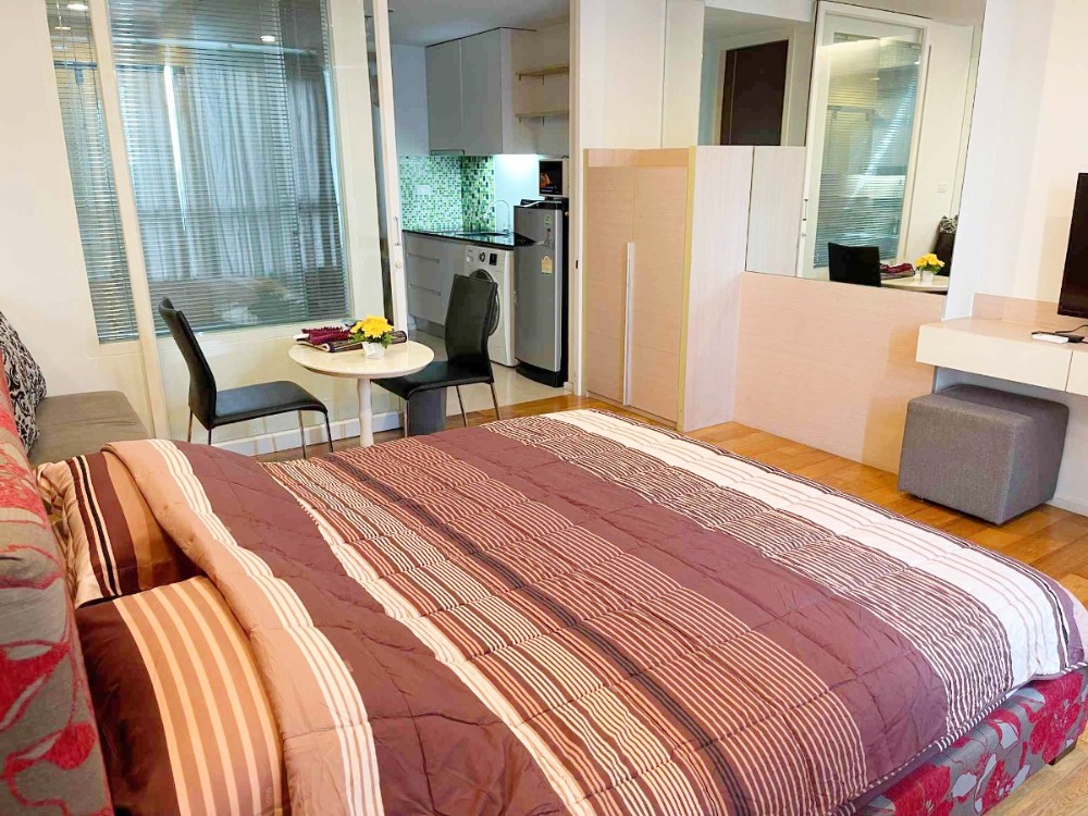 ขายคอนโดนานา : ขาย 15 Sukhumvit Residences ชั้น 10 28 ตรม. 1 ห้องนอน ตกแต่งครบ ใกล้ BTS นานา