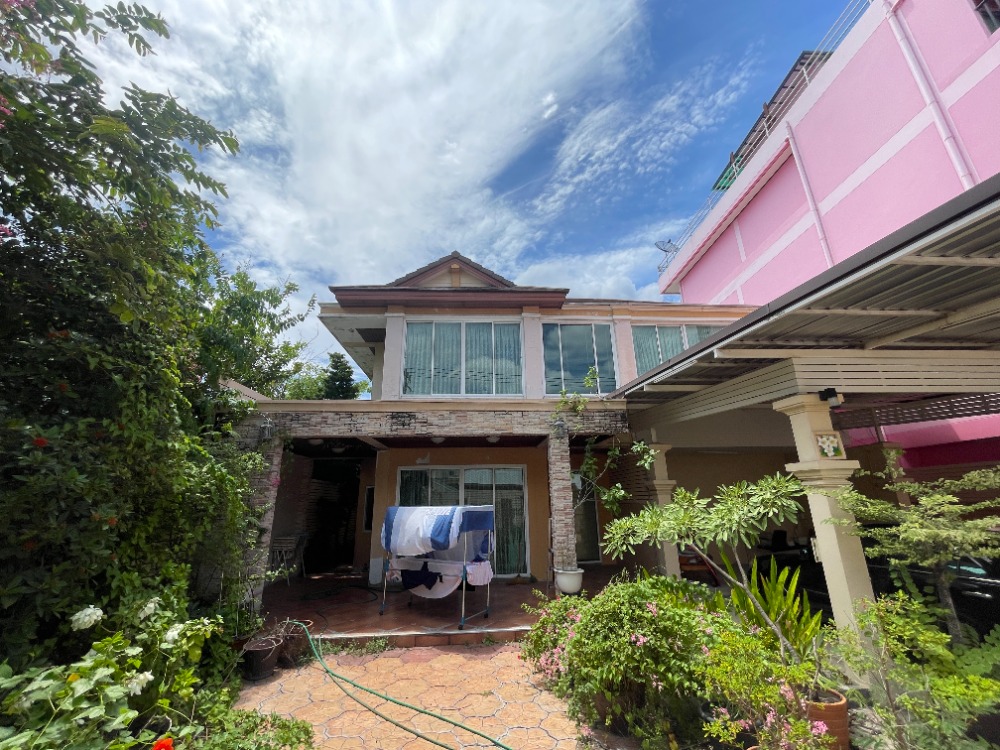 ขายบ้านสะพานควาย จตุจักร : บ้านเดี่ยว ประดิพัทธ์ ซอย 6 / 3 ห้องนอน (ขาย), House Pradiphat Soi 6 / 3 Bedrooms (SALE) NUB663