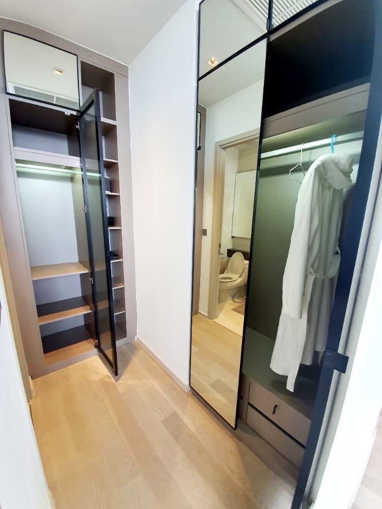 ขายคอนโดสีลม ศาลาแดง บางรัก : Ashton Silom【𝐒𝐄𝐋𝐋 & 𝐑𝐄𝐍𝐓】🔥ห้ามพลาด! ห้องสไตล์คอตเทจ โปร่งสบาย แต่งสวย วิวเมือง เฟอร์ครบครัน  ส่วนกลางจัดเต็ม ใกล้ BTS ช่องนนทรี ทักแชทเลย!!🔥 ติดต่อไลน์ไอดี: @hacondo