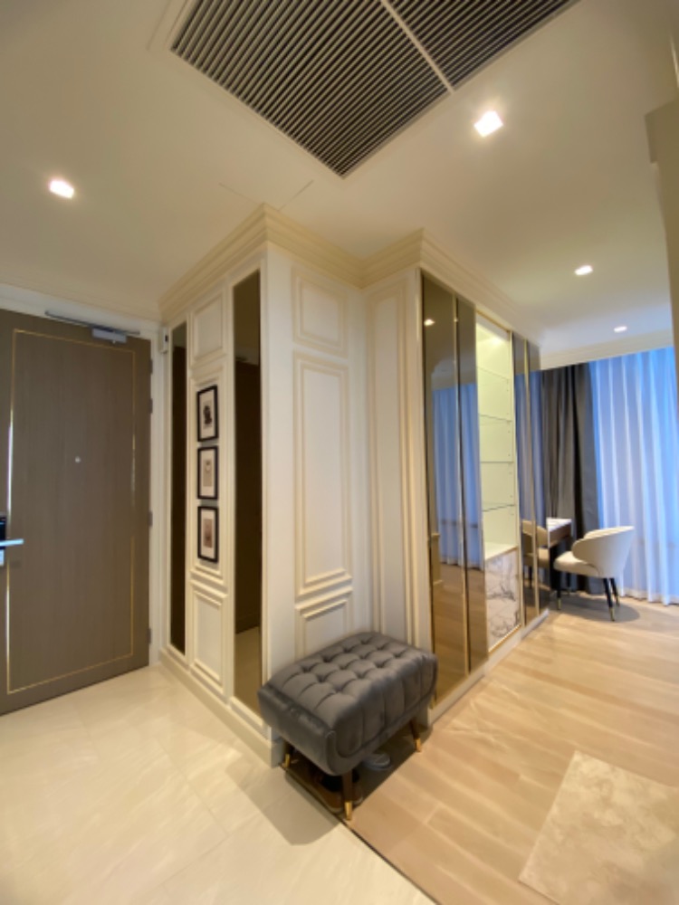 ขายคอนโดสีลม ศาลาแดง บางรัก : Ashton Silom【𝐒𝐄𝐋𝐋 & 𝐑𝐄𝐍𝐓】🔥ห้ามพลาด! ห้องสุดหรู กว้างมาก ใจกลางเมือง เฟอร์นิเจอร์ครบครัน  ส่วนกลางจัดเต็ม ใกล้ BTS ช่องนนทรี รีบทักเลย!!🔥 ติดต่อไลน์ไอดี: @hacondo