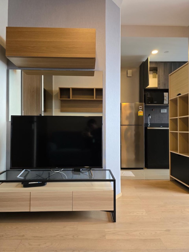 For RentCondoSiam Paragon ,Chulalongkorn,Samyan : Ashton Chula - Silom【𝐑𝐄𝐍𝐓】🔥Warm light tone room, decorated with complete furniture/appliances. Near MRT Samyan 🔥 Line Id: @hacondo