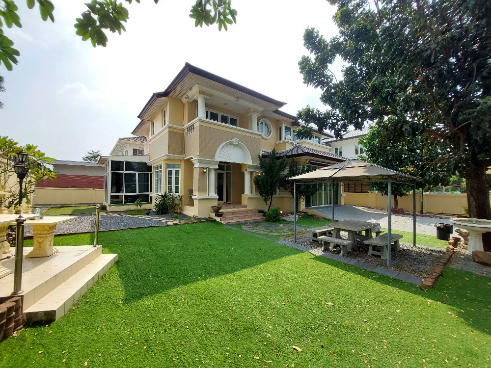 ขายบ้านพัฒนาการ ศรีนครินทร์ : นันทวันสวนหลวง ร.9 เนื้อที่ 141 ตารางวา หลังมุม เงียบสงบ บ้านหน้าสวน เป็นส่วนตัว