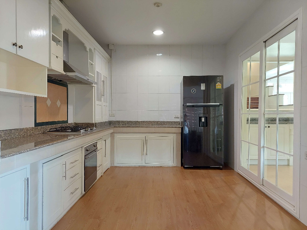 ขายบ้านพัฒนาการ ศรีนครินทร์ : นันทวันสวนหลวง ร.9 เนื้อที่ 141 ตารางวา หลังมุม เงียบสงบ บ้านหน้าสวน เป็นส่วนตัว