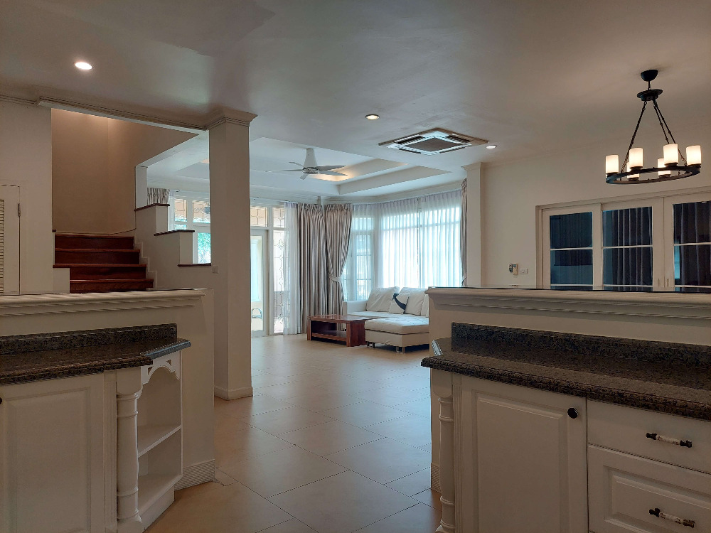 ขายบ้านพัฒนาการ ศรีนครินทร์ : นันทวันสวนหลวง ร.9 เนื้อที่ 141 ตารางวา หลังมุม เงียบสงบ บ้านหน้าสวน เป็นส่วนตัว