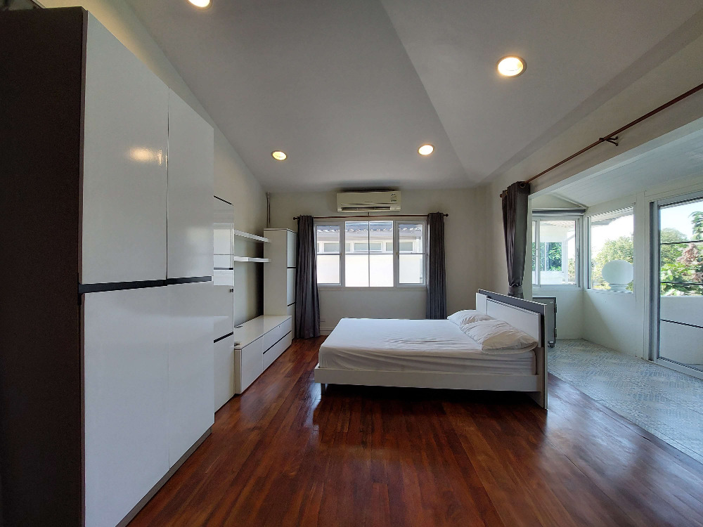 ขายบ้านพัฒนาการ ศรีนครินทร์ : นันทวันสวนหลวง ร.9 เนื้อที่ 141 ตารางวา หลังมุม เงียบสงบ บ้านหน้าสวน เป็นส่วนตัว