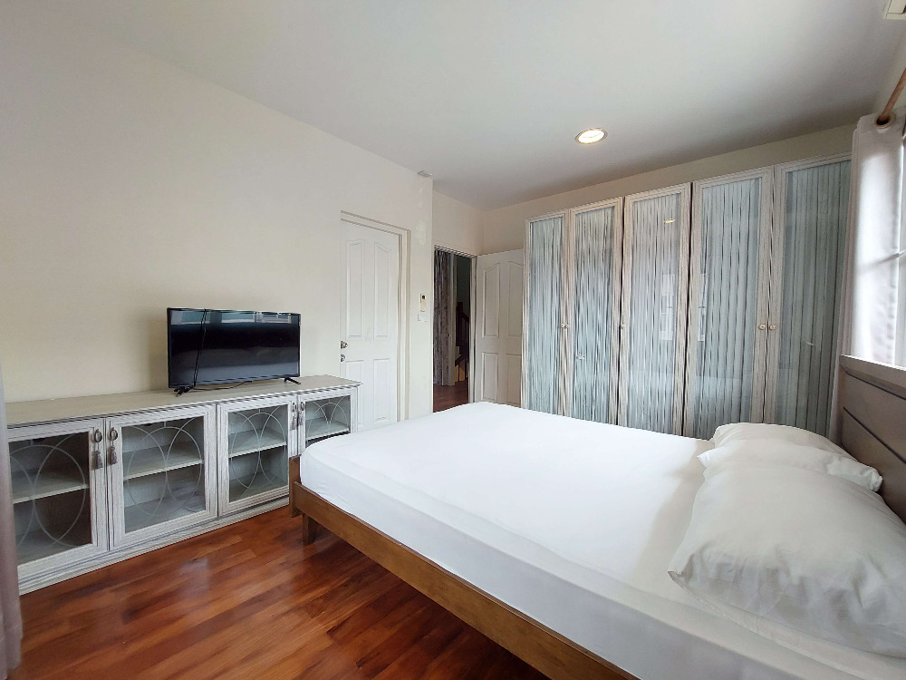 ขายบ้านพัฒนาการ ศรีนครินทร์ : นันทวันสวนหลวง ร.9 เนื้อที่ 141 ตารางวา หลังมุม เงียบสงบ บ้านหน้าสวน เป็นส่วนตัว