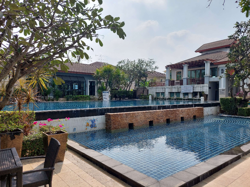 ขายบ้านพัฒนาการ ศรีนครินทร์ : นันทวันสวนหลวง ร.9 เนื้อที่ 141 ตารางวา หลังมุม เงียบสงบ บ้านหน้าสวน เป็นส่วนตัว